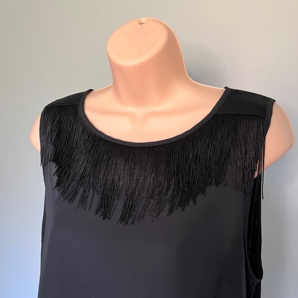 Banana Republic Women's Top Medium Black Sleeveless Tassles Coachella Su… - Picture 3 of 9